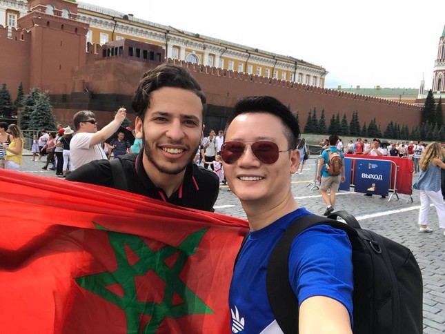 Trực tiếp xem World Cup từ Nga, Hoàng Bách không ngờ điều này xảy ra ảnh 1