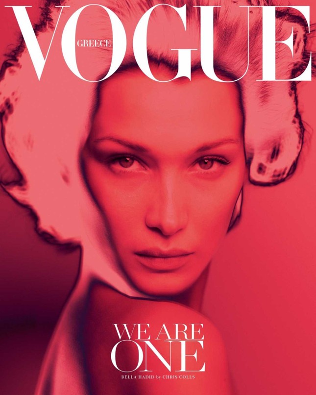 Bella Hadid tung clip để ngực trần, phô dáng đẹp như thần Vệ nữ ảnh 1