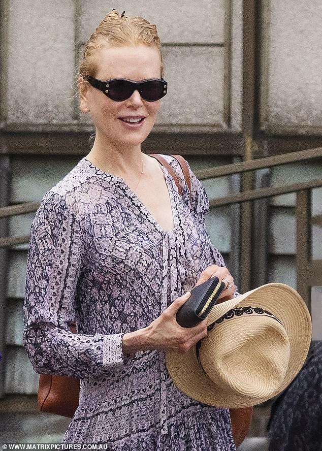 'Thiên nga nước Úc' Nicole Kidman xinh đẹp trẻ trung bất ngờ ở tuổi 54 ảnh 2