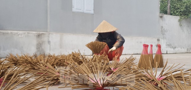 Thăm làng nghề làm hương thủ công nổi tiếng ở Hải Phòng ảnh 1