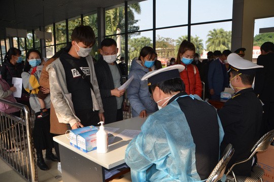 Quảng Ninh: Kết quả xét nghiệm virus corona của 53 ca nghi mắc ảnh 1