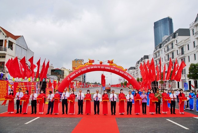 Thủ tướng dự lễ khởi công tuyến đường vào bãi cọc Cao Quỳ ảnh 3