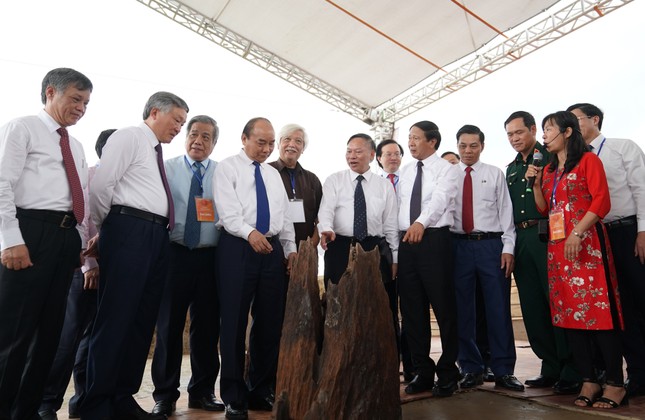 Thủ tướng dự lễ khởi công tuyến đường vào bãi cọc Cao Quỳ ảnh 2