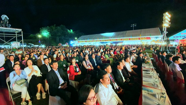 Rực rỡ sắc màu các dân tộc vùng Đông Bắc tỉnh Quảng Ninh ảnh 7