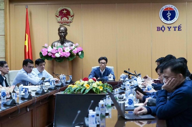 Phát hiện ca nhiễm COVID-19, Quảng Ninh bật chế độ khẩn cấp ảnh 1