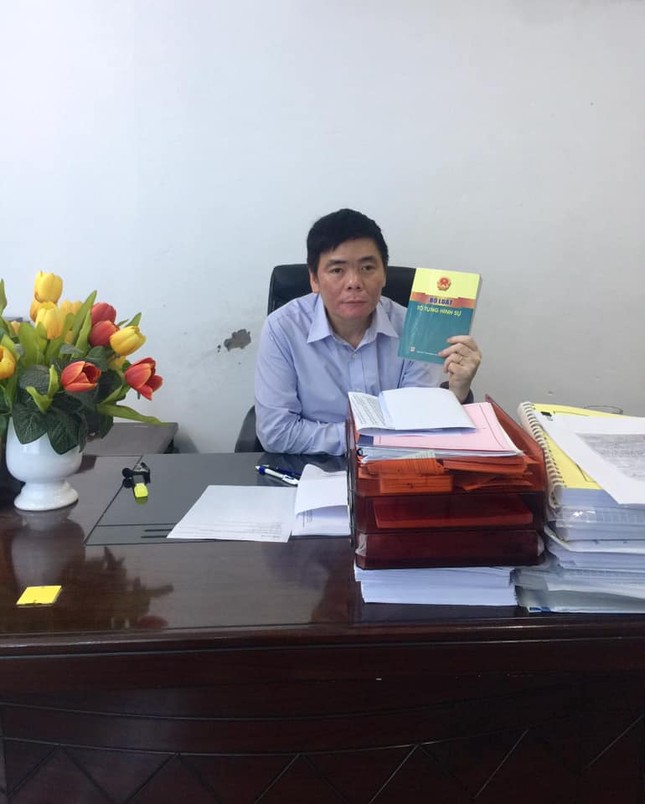 Hé lộ nguyên nhân vợ chồng luật sư Trần Vũ Hải bị khởi tố ảnh 1