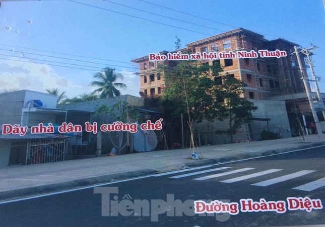 Lập dự án 'đường chồng đường' để thu hồi, bán đấu giá đất của dân? ảnh 2