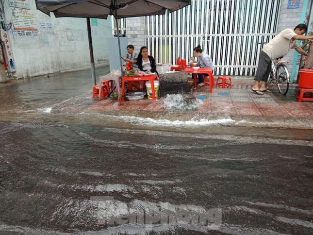 Tạm dừng cấp nước thành phố Nha Trang 2 ngày để sửa đường ống vỡ ảnh 1