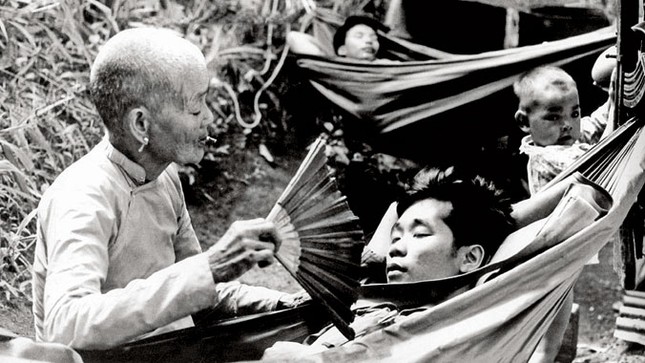 Hai tuyến đường Hồ Chí Minh - hai kỳ công chiến lược ảnh 2