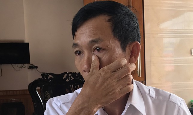 Tiếp vụ 'Phản đối hiệu trưởng, vợ lính Trường Sa 3 lần chuyển trường' ảnh 1