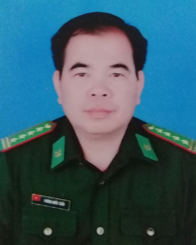 Lính biên phòng chung tay làm sạch biển ảnh 1