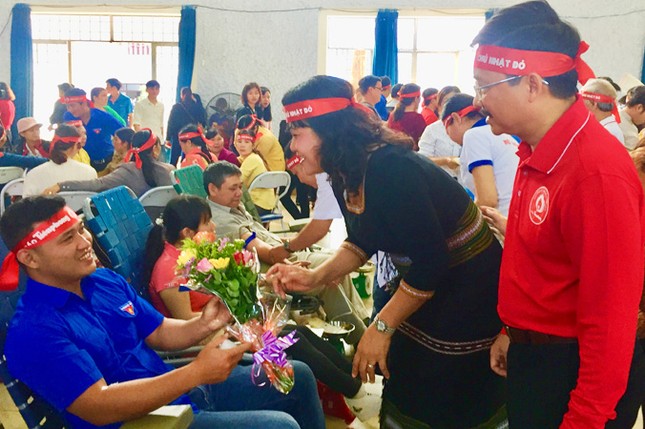 Khi đồng bào Tây Nguyên yêu nghĩa cử hiến máu ảnh 2