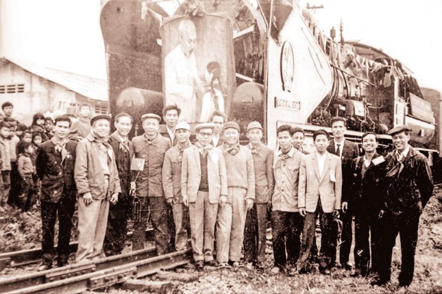 Ðường tàu thống nhất ảnh 2
