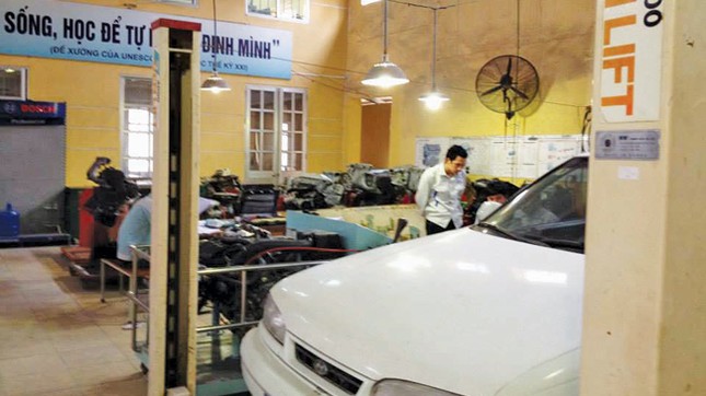 Học nghề đắt hàng, “đại học thất nghiệp“ ảnh 1
