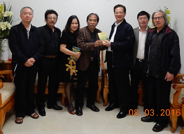 Với anh Ba Dũng ảnh 4