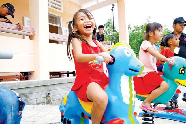 Hành trình của nụ cười và nước mắt ảnh 1
