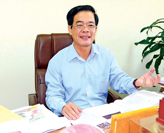 Thế Nước, Lòng Dân, Vận Ðảng ảnh 1