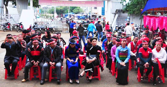Đồng bào các dân tộc huyện Ea Kar trẩy hội hiến máu ảnh 1