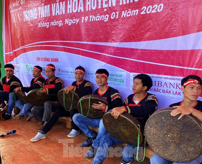 30 dân tộc anh em cổ vũ Chủ nhật Đỏ ở Krông Năng ảnh 5