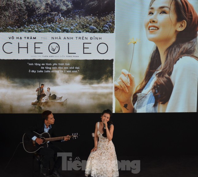 'Nhà anh trên đỉnh cheo leo'-MV quay cảnh đẹp như châu Âu của Võ Hạ Trâm ảnh 4