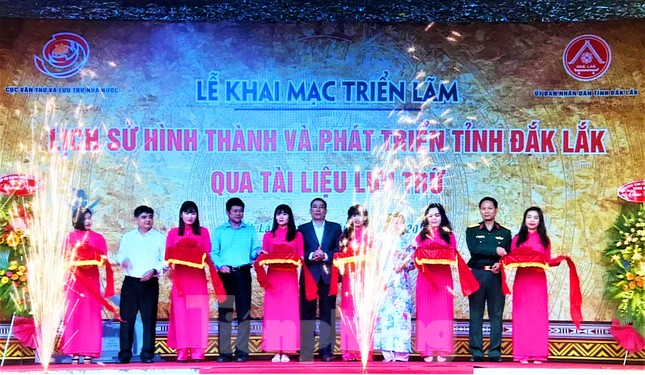 Triển lãm lịch sử đầy 'sạn': Rút kinh nghiệm, nhưng chỉ xem là sai sót nhỏ? ảnh 1