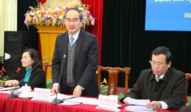 Người dân bàn về chống tham nhũng mọi lúc mọi nơi ảnh 2