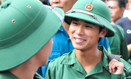 Xem xét tăng thời gian nghĩa vụ quân sự lên 24 tháng ảnh 1