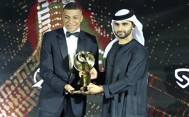 Mbappe thắng giải Globe Soccer Awards, Messi trắng tay ảnh 1