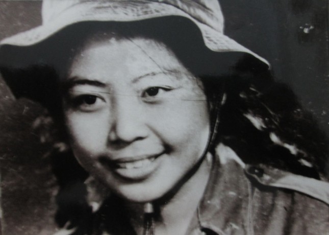Lê Minh Khuê - văn nghiệp trọn vẹn và… ảnh 2
