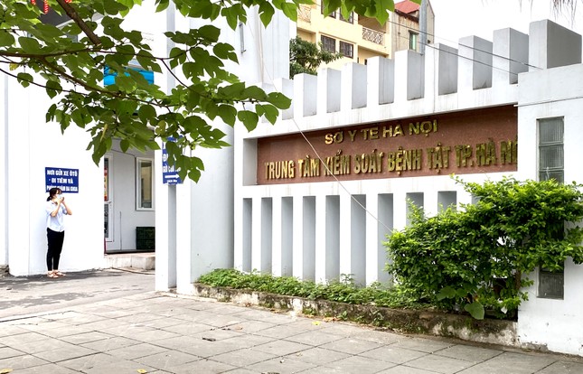 Điều tra mở rộng 18 gói thầu mua sắm khác tại CDC Hà Nội ảnh 1