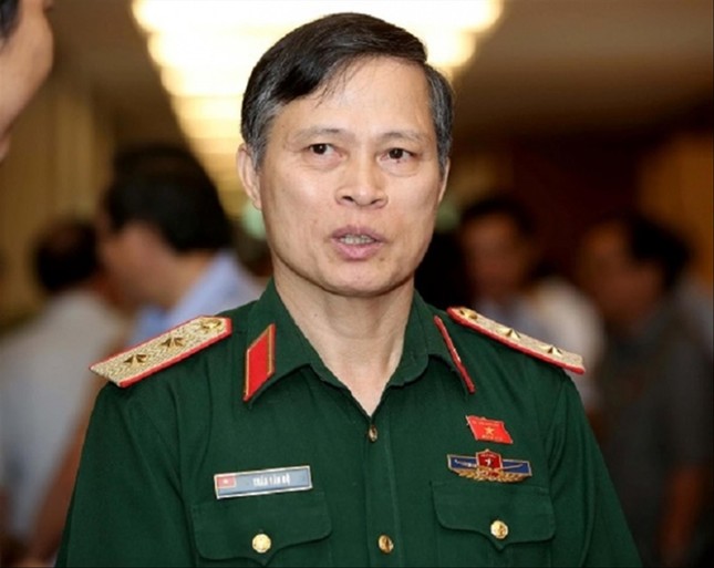 Gian lận thi cử tại Hòa Bình: Vì sao không công khai danh sách 64 thí sinh? ảnh 1