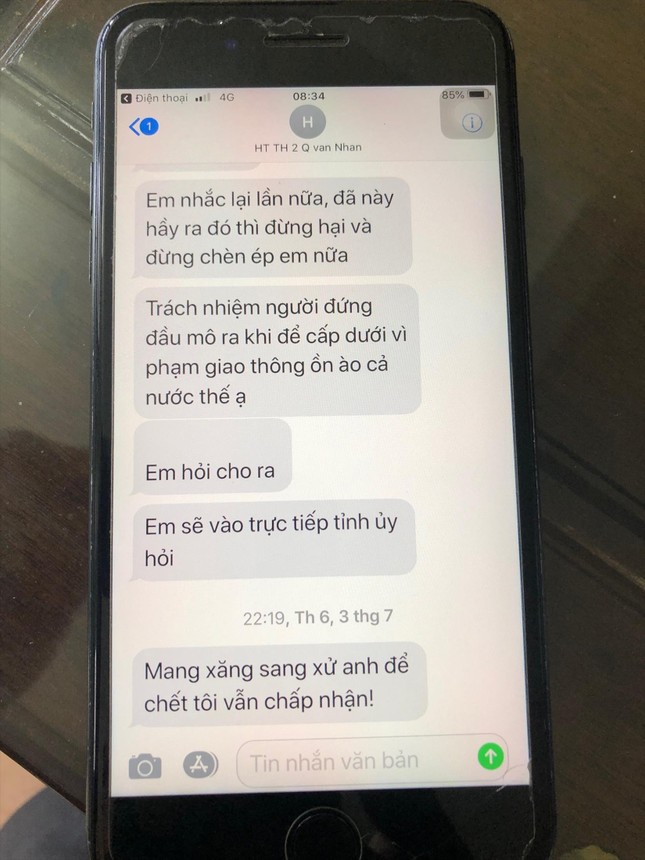 Hiệu trưởng dọa thiêu lãnh đạo ngành giáo dục ảnh 1