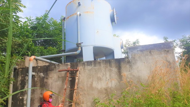 Công trình cấp nước 10 tỷ bỏ hoang ở Đắk Nông, cỏ mọc um tùm ảnh 4
