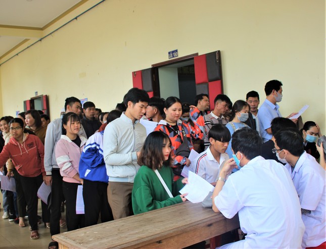 Nữ sinh M’đrắk đánh dấu tuổi 18 bằng cách hiến máu ảnh 3