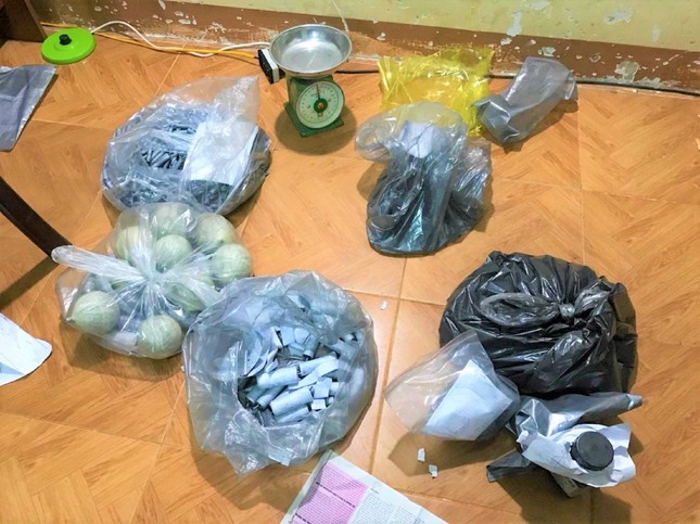 Lôi kéo hai nam sinh lớp 9 làm pháo nổ bán kiếm lời ảnh 1