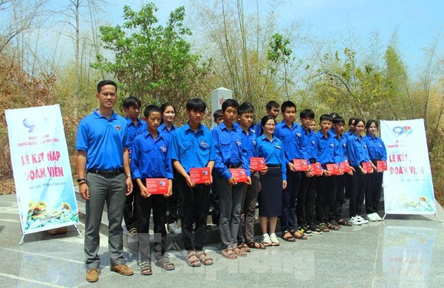 Nhiều hoạt động thiết thực trong tháng Ba biên giới ảnh 1