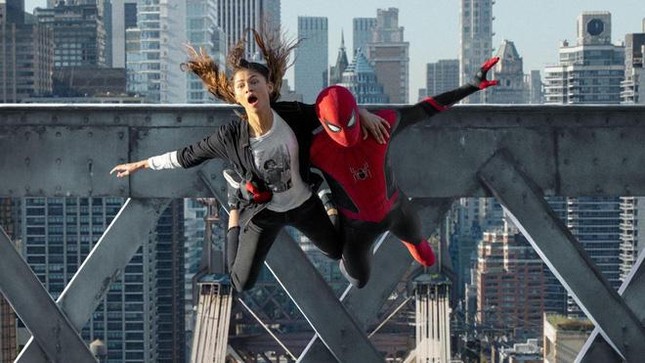 Bom tấn 'Spider-Man: No Way Home' lập kỷ lục khó tin sau 3 ngày công chiếu ảnh 3