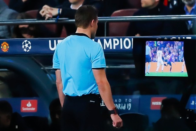 Messi gieo sầu cho M.U, Barcelona vào bán kết Champions League ảnh 15