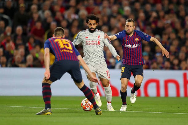 Messi lập cú đúp, Barcelona đặt một chân vào chung kết ảnh 16