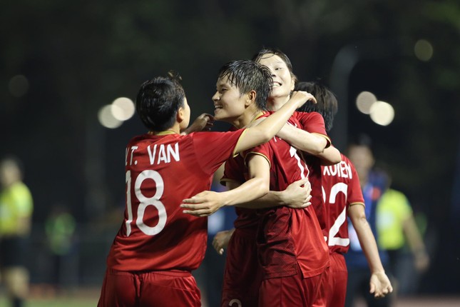 Tuyển nữ Việt Nam tái đấu với Thái Lan ở chung kết SEA Games 30 ảnh 11