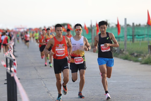 Tiền Phong Marathon 2020: Những ngôi vô địch xứng đáng ảnh 32