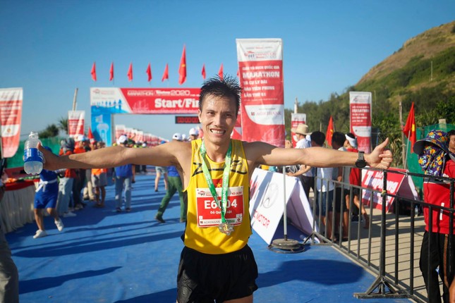 Tiền Phong Marathon 2020: Những ngôi vô địch xứng đáng ảnh 56