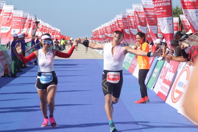 Tiền Phong Marathon 2020: Những ngôi vô địch xứng đáng ảnh 72