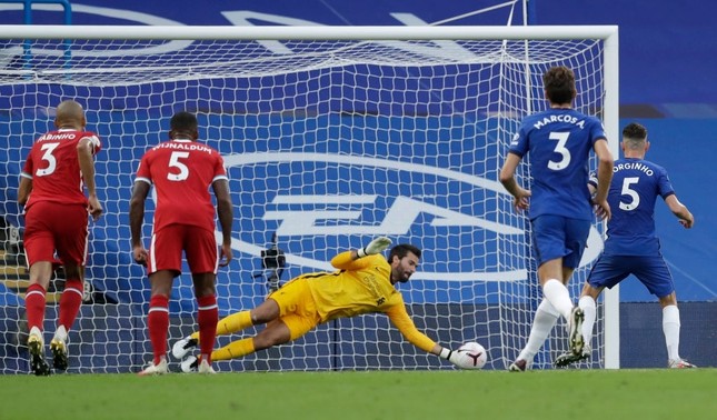 Christensen dính thẻ đỏ, Chelsea thua trắng Liverpool ảnh 13