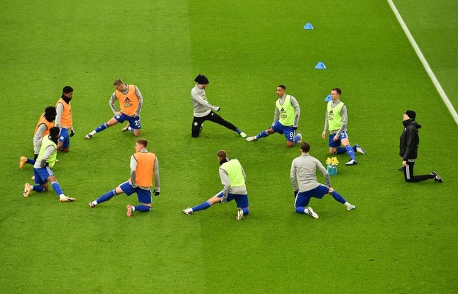 M.U chia điểm với Leicester trong Ngày lễ tặng quà ảnh 5