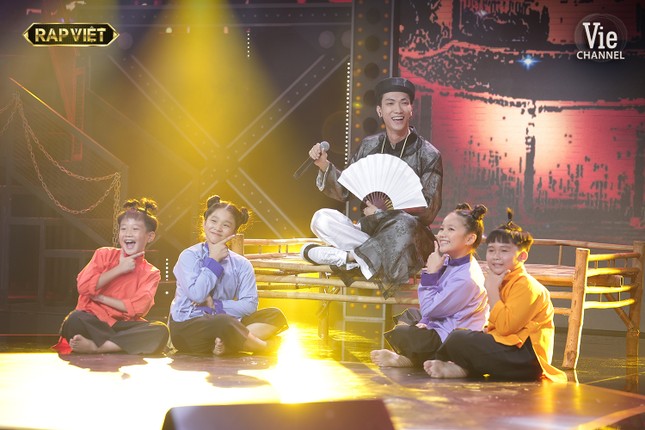 MCK tạo bản hit cho 'hội sợ vợ' khiến Rhymastic, JustaTee không ngừng nhún nhảy ảnh 5