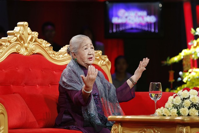 Showbiz 24/6: Cảnh nóng khiến mỹ nhân 'Gạo nếp gạo tẻ' hãi... đến già ảnh 8