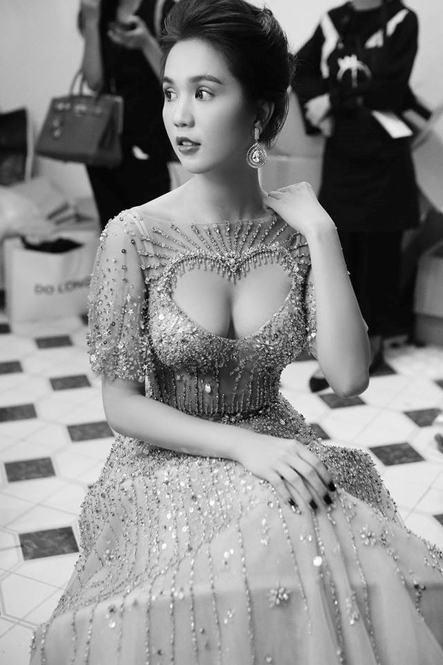 Showbiz 25/6: Mẫu nude và hoạ sĩ Ngô Lực có những thỏa thuận ban đầu? ảnh 5