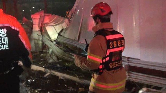 Nhóm nhạc Hàn Quốc bị tai nạn, quản lý qua đời và 4 thành viên bị thương ảnh 1