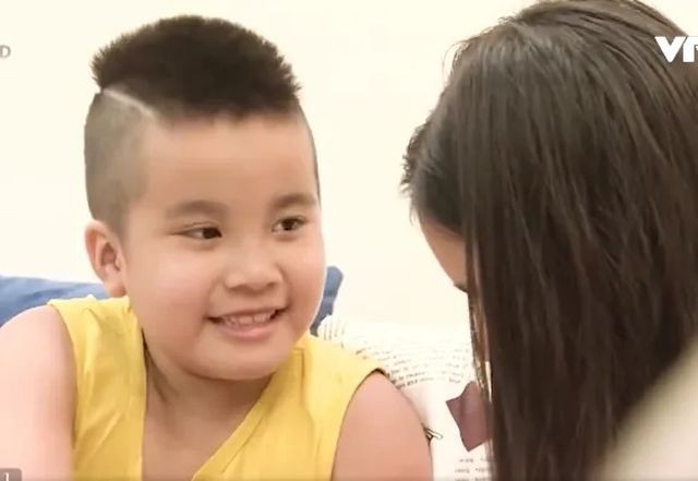 BTV Diễm Quỳnh, khán giả nghẹn ngào với cậu bé tự kỉ bị 10 trường từ chối ảnh 1